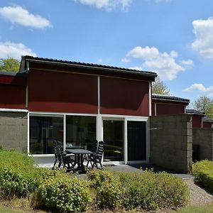 Well-Kept Bungalow With Microwave, 4 Km From Valkenburg Vila Walem Exterior photo