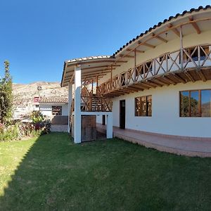 Hostal Miramonti Acomodação com café da manhã Urubamba Exterior photo