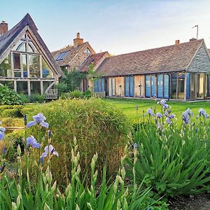 The Barn At Butts Farm Vila Wicken  Exterior photo