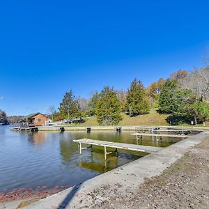 Deck With Scenic Wooded Views Home In Owenton! Exterior photo