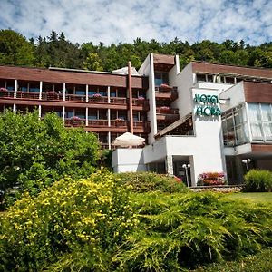 Hotel Flóra Trenčianske Teplice Exterior photo