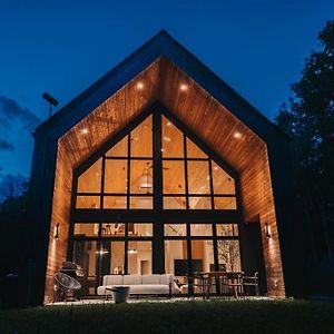 Luxurious Forest Retreat Near Tremblant Vila Val-des-Lacs Exterior photo