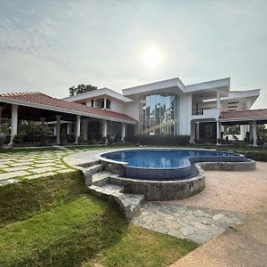 Regal Rivera Villa Negombo Exterior photo