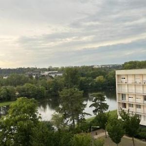 Appartement Lumineux Tours Exterior photo