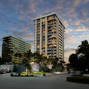 Courtyard Miami Coconut Grove Hotel Exterior photo