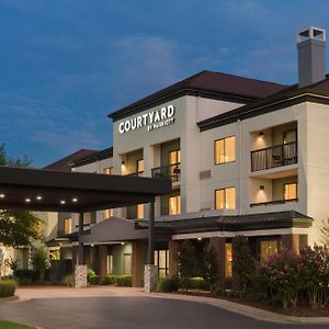 Courtyard By Marriott Tulsa Central Hotel Exterior photo