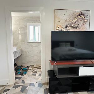 Luxe Stay Room With Private Bathroom 55 Los Angeles Exterior photo