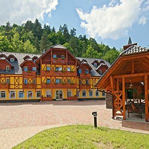 Dom zdravia - KÚPELE ČERVENÝ KLÁŠTOR Smerdžonka Hotel Exterior photo