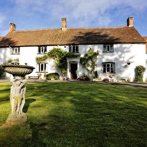 Langaller Manor House Acomodação com café da manhã Taunton Exterior photo