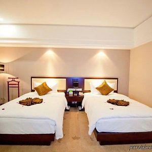 Wenhui International Hotel Kunming Room photo