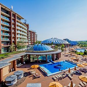 Aquaworld Resort Budapeste Exterior photo