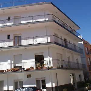 Hostal Gran Sol Hotel Llança Exterior photo