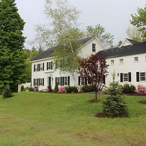 King Hill Inn & Kitchen New London Exterior photo