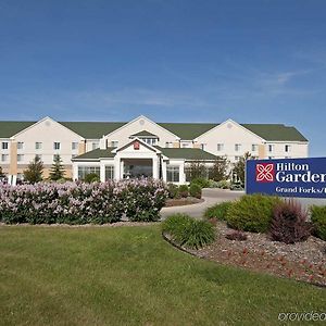 Hilton Garden Inn Grand Forks-Und Exterior photo