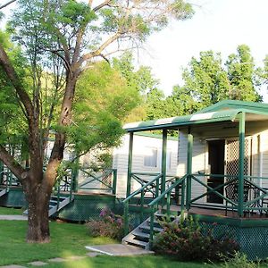 Gundagai Cabins & Tourist Park Exterior photo