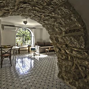 The Nest - A Romantic Vacation Home In Ein Kerem - Jerusalém Room photo