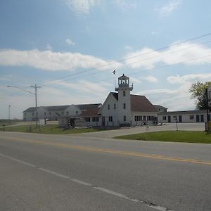 Coho Motel Kewaunee Exterior photo