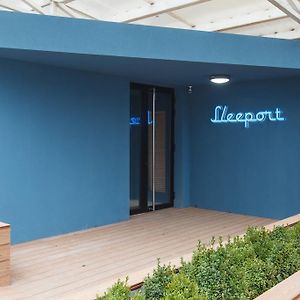 Sleeport Hotel Dnepropetrovsk Exterior photo