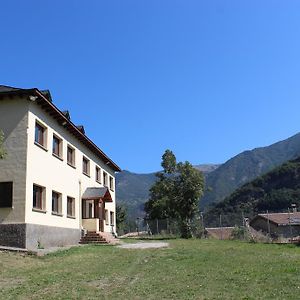 Casa de Colònies Vall de Boí - Verge Blanca Casa de hóspedes Llesp Exterior photo