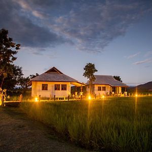 Ban Na Loam Hotel Chiang Mai Exterior photo