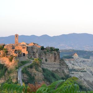 Corte della Maestà Antica Residenza Acomodação com café da manhã Bagnoregio Exterior photo