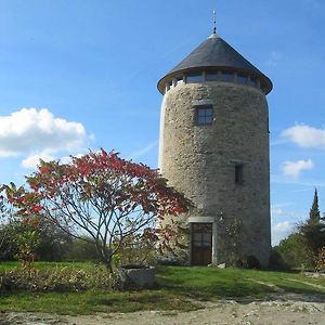 La Tour Du Moulin Geant Acomodação com café da manhã Rochefort-sur-Loire Exterior photo