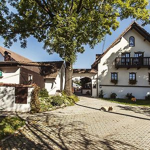 Pension U Dvou čápů Hotel Chocerady Exterior photo