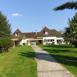 Chambres d'hôtes Le Saleix Donzenac Exterior photo