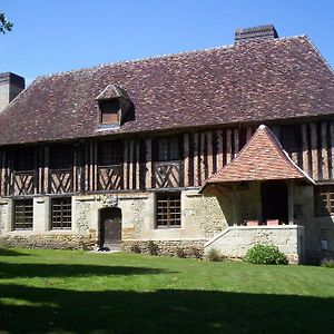 Manoir Du Val Harangt Acomodação com café da manhã Mardilly Exterior photo