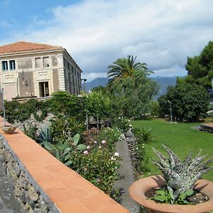 Etna Wine Azienda Agrituristica Vila Passopisciaro Exterior photo