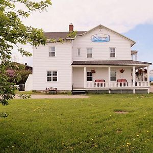 Auberge Lac-Saint-Jean Apartamento Roberval Exterior photo