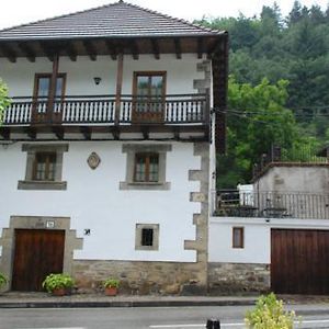 Casa Rural Janet Apartamento Izalzu Exterior photo