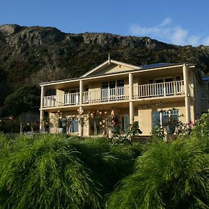 On The Terrace Aparthotel Stanley Exterior photo