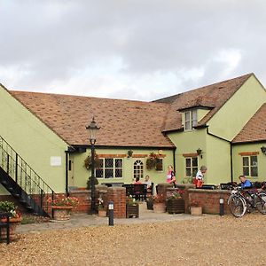 The Green Man Stanford Acomodação com café da manhã Southill Exterior photo