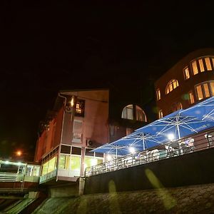 Hotel Fontana Zenica Exterior photo