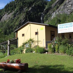 Agriturismo Mattei - Dormitorio Peccia Exterior photo