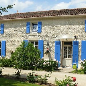 Le Clos De La Vigne Acomodação com café da manhã Montreuil  Exterior photo