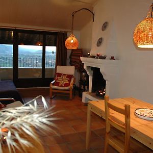 Loft Con Chimenea Y Terraza Con Vistas Apartamento Montsonis Exterior photo