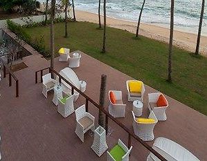 Reefs Edge Resort Colombo Exterior photo