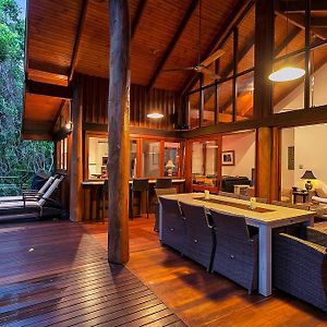 Wanggulay Too Treetops Luxury Cairns City Vila Speewah Exterior photo