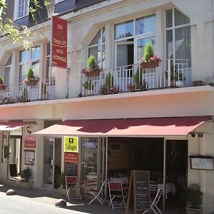 Hotel Les Trois Lys Azay-le-Rideau Exterior photo