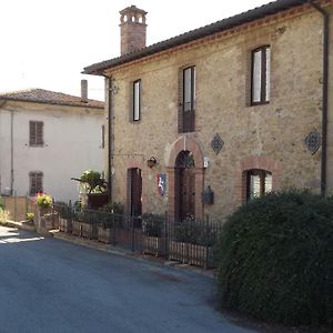 La Corte Del Daino Casa de hóspedes Mercatello  Exterior photo