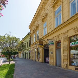 101 Penzion Hotel Prešov Exterior photo