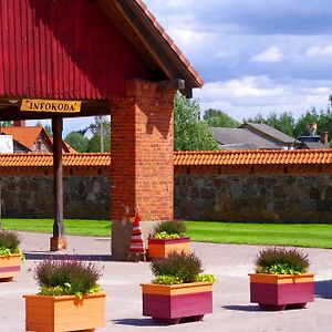 Mooste mõisa Linakoja külalistemaja Hotel Exterior photo