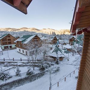 Edelweiss Carpathians Migovo Hotel Exterior photo