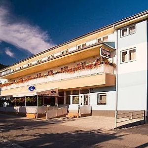 Penzion Anton Hotel Teplička nad Váhom Exterior photo