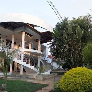 Motsamai Guest Lodge Bulawayo Exterior photo