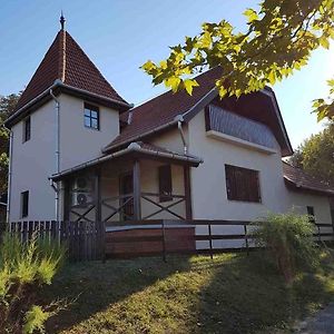 Tó úti Vendégház Hotel Mezotur Exterior photo