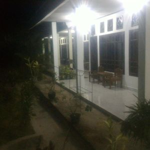 Bintang Wisata Riung Hotel Exterior photo