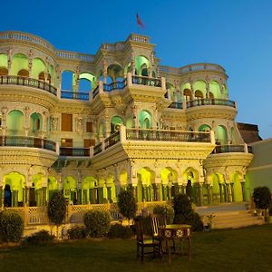 Malji Ka Kamra Hotel Chūru Exterior photo